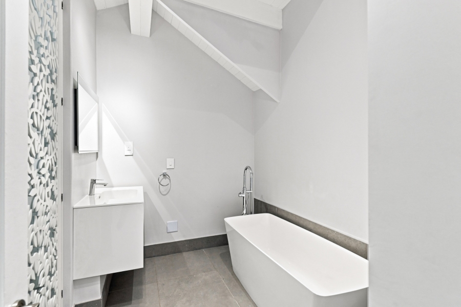 5 Bedroom Property for Sale in Ruyteplaats Western Cape